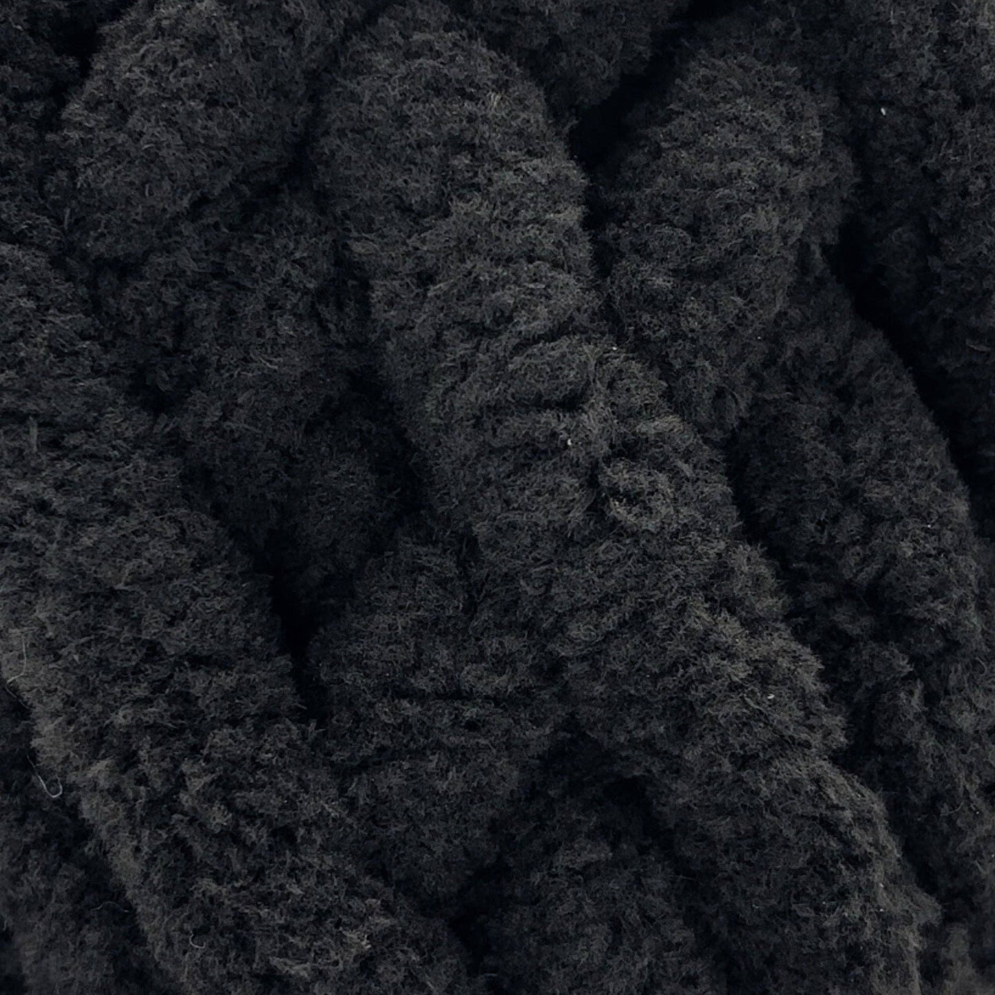 Yarn - Sensy Chunky Yarn, Blanket Yarn, 7 oz, 28 Yards, Gauge 7 Jumbo: Black