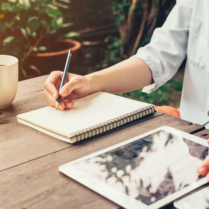 Paper Pad - Arteza Sketchbook, 9" X 12", 100 Sheets