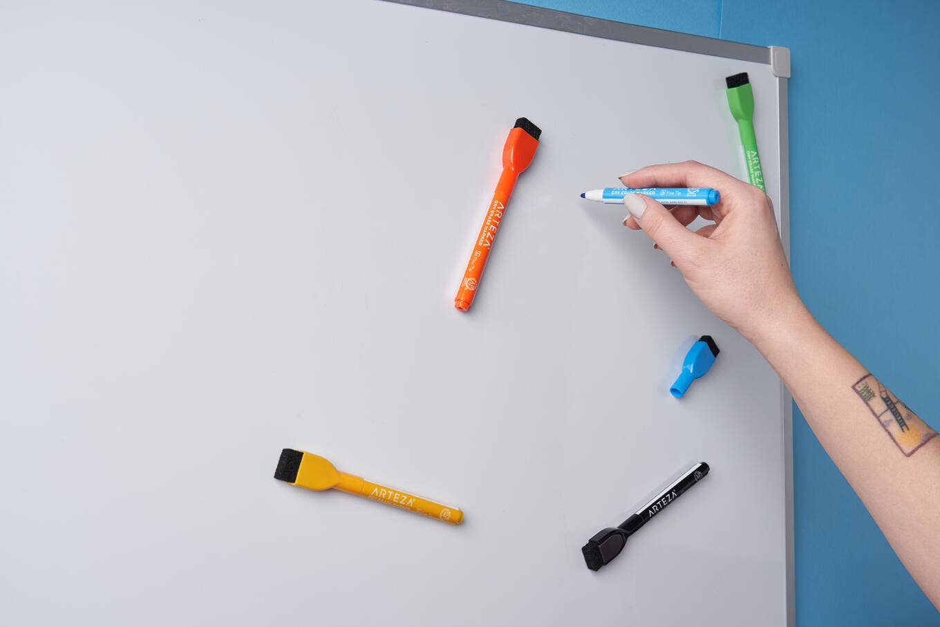 Markers - Arteza® Magnetic Cap Dry Erase Markers Set, Fine Tip - 24 pc