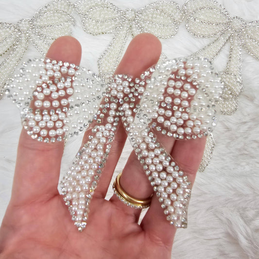 Patch - Rhinestone Bow with Silver Outline and White Pearl Iron-on Patch