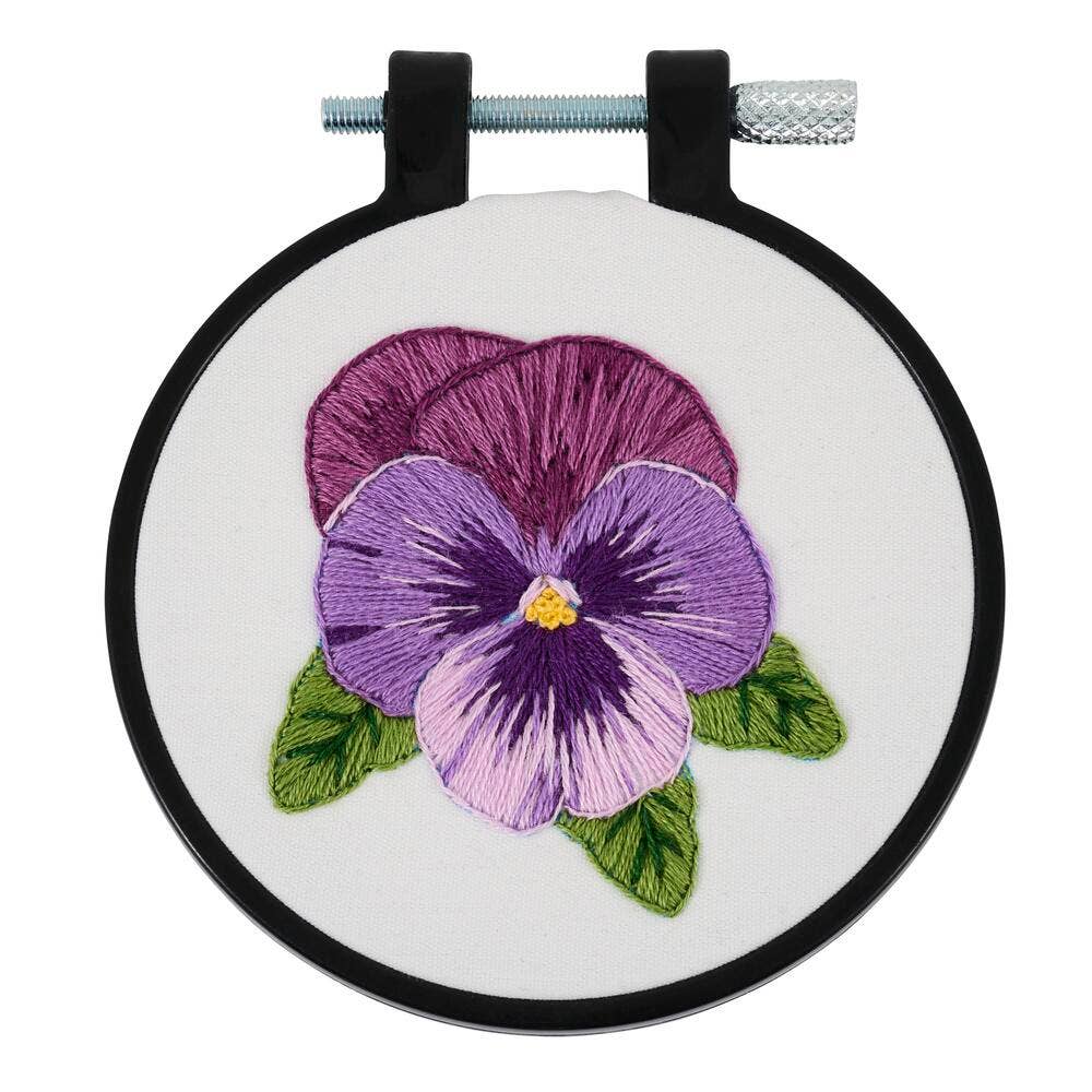 Stamped Embroidery Kit - Pretty Pansy 3"