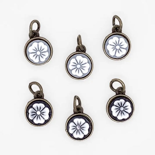 Jewelry - Vintage Flower Charms