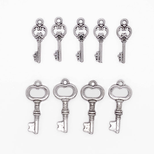 Jewelry - Antique Silver Vintage Miniature Skeleton Keys 9pc Charm Set