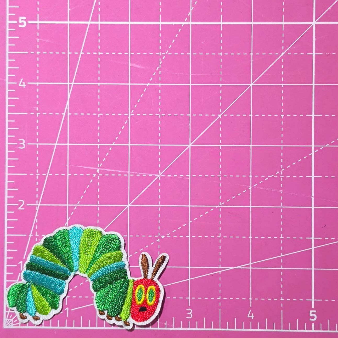 Patch - Caterpillar Embroidery Iron On Patch