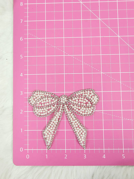 Patch - Rhinestone Bow with Silver Outline and White Pearl Iron-on Patch