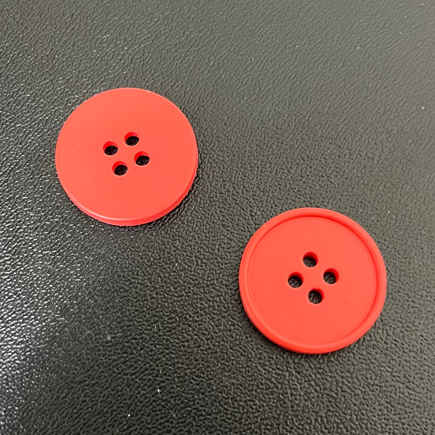 Buttons - Tomato Retro Set of 6
